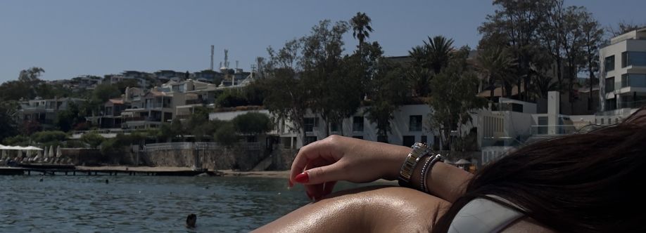 Luciana Cobuz Cover Image